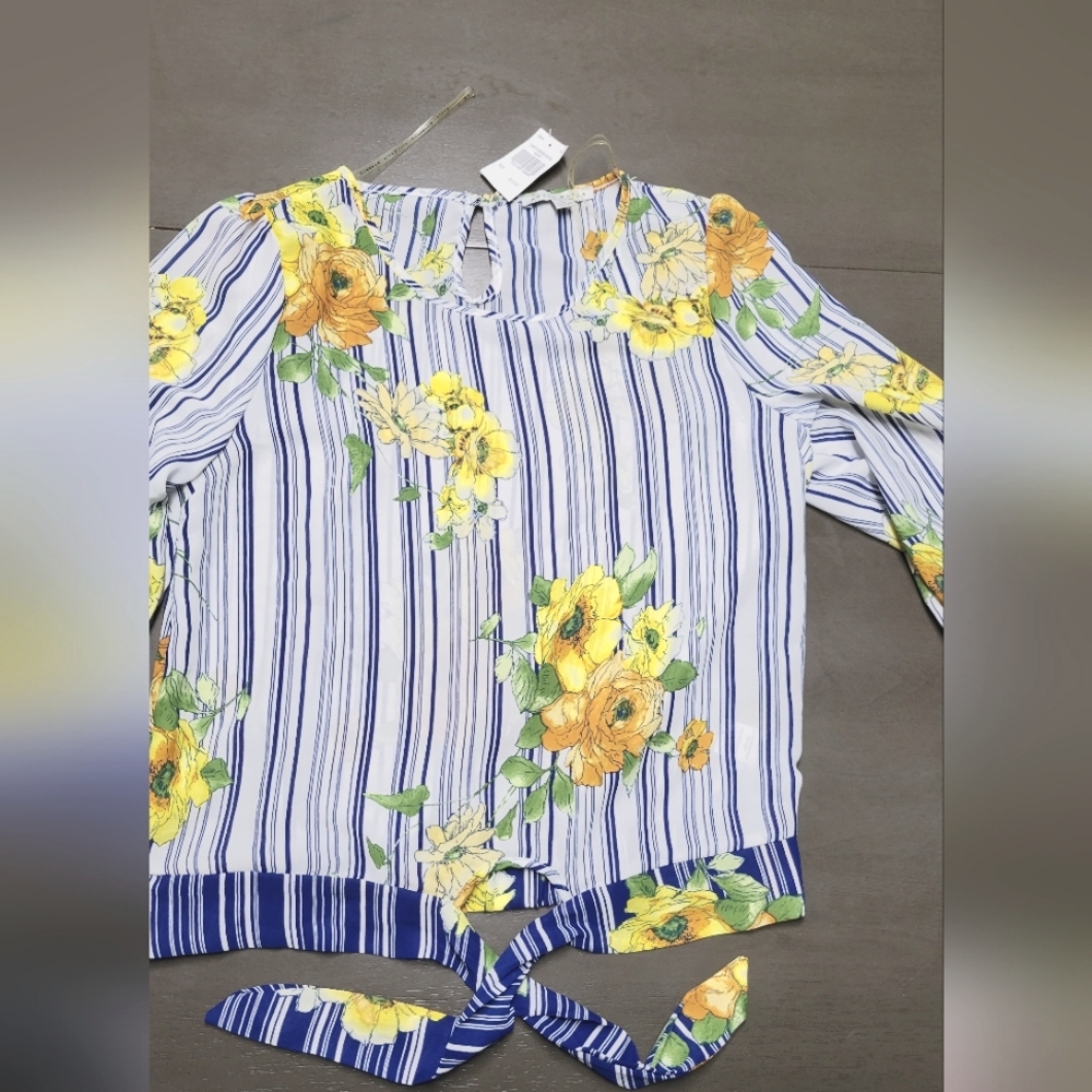 Women's blouse